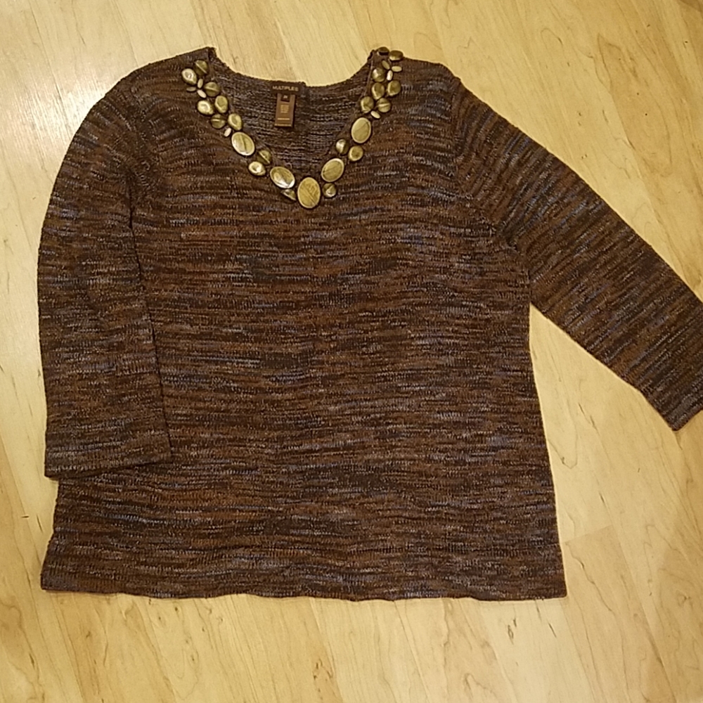 2X sweater